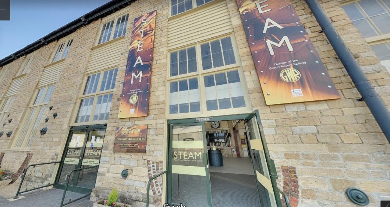 Swindon Old Town Studio - Entercloud9Sa エクステリア 写真